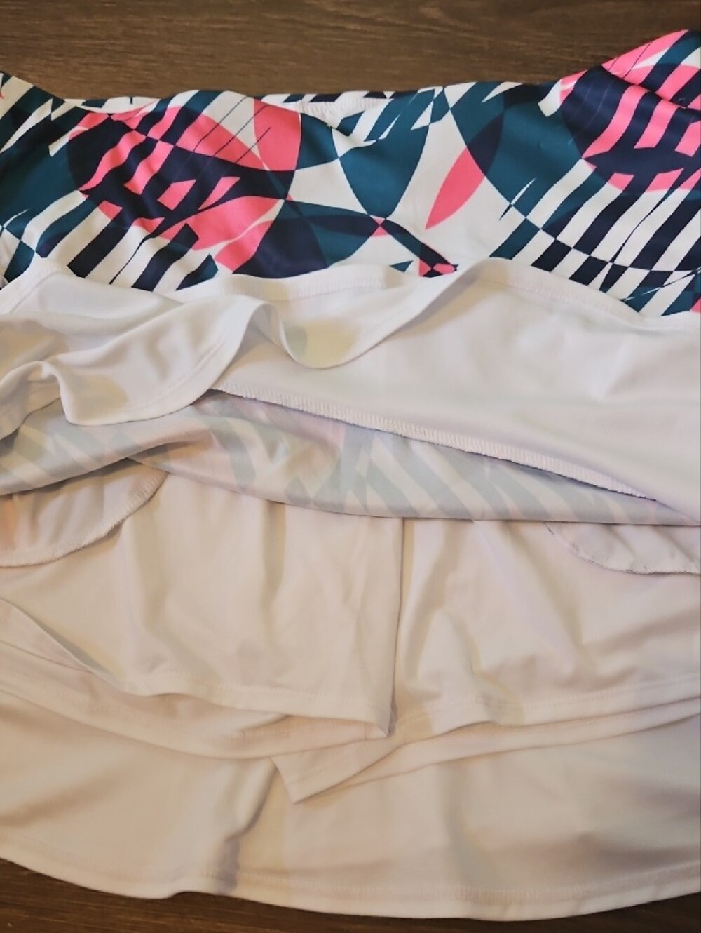 PGA Tour Sleeveless Athletic Top and Skort Set in White, Navy, Green & Pink - Picture 7 of 7